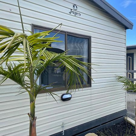 Lakes Main Holiday Park 莱克斯恩特伦斯 外观 照片