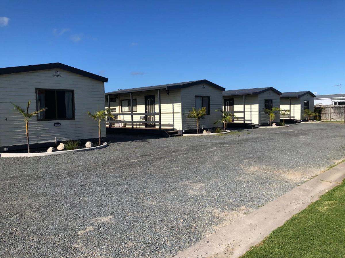 Lakes Main Holiday Park 莱克斯恩特伦斯 外观 照片